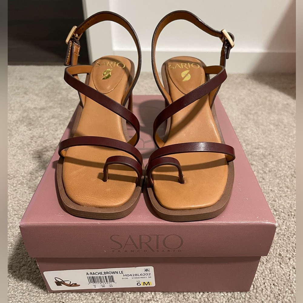 Franco Sarto Brown Strappy Toe-Ring Sandals
